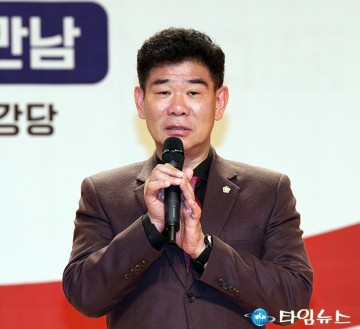 ‘이장우 대전시장과의 대화’에서 인사말 하는 강정규 동구의회 부의장