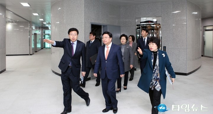 권선택 대전시장, 북부여성가족원 현장 점검