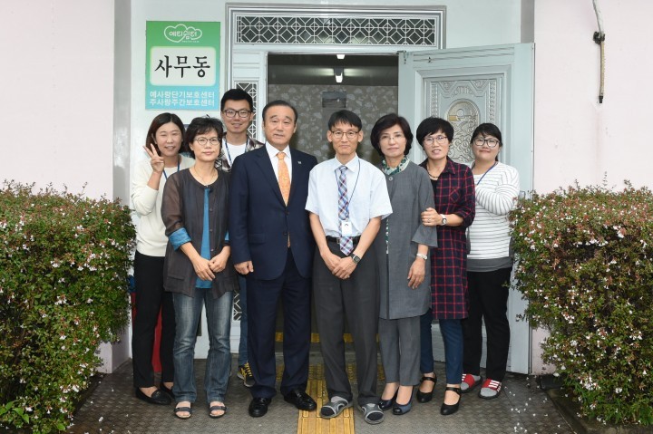 더도 말고 덜도 말고 한가위만 같아라
