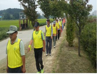 부안군 보건소, 동네방네 9988 걷기동아리 운영