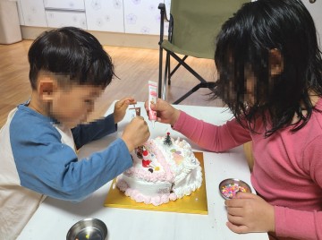 “우리 같이, 메리 크리스마스!” 드림스타트‧가정에 ‘케이크 키트’ 