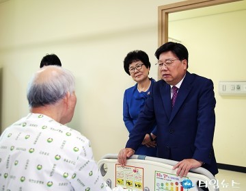 권선택 대전시장, 대전보훈병원 국가유공자 위문·격려