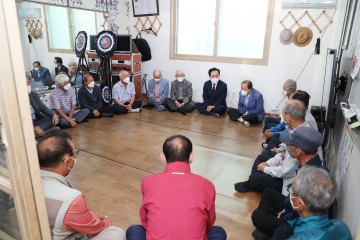 권기창 안동시장, 명절 앞두고 경로당 순회 방문 “어르신들과 소통”
