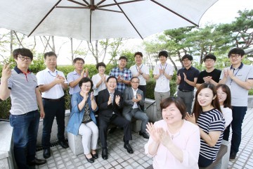 장종태 서구청장, 생일 맞은 직원과 차(茶) 한 잔의 만남!