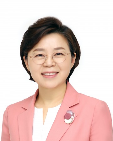 배보다 배꼽이 더 큰 도로 위 지뢰 포트홀, 혈세 이중낭비 없도록 철저한 도로관리 필요