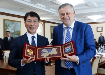 안희정 지사, 한·러 공동 번영 함께 이끌자!