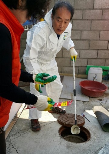 의성군 유충구제 조기방제로 감염병 제로 만들기 돌입