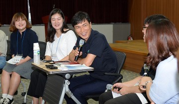 안희정 지사, “외형 대신 내면적 매력 쌓는 일 중요”
