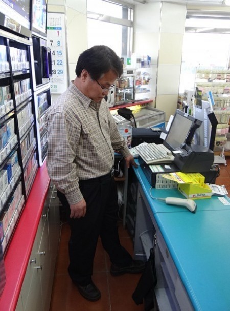 편의점 강도 사건 발생 1분 만에 현장에서 피의자 검거