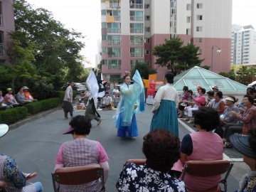 입주민들의 소통의 장 “문화예술공연”