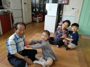 충북북부보훈지청, 보훈꽃 만들어 달아드리기!