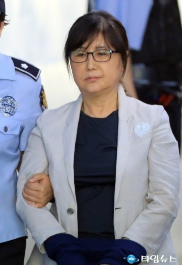 최순실(서원), 손석희 JTBC 사장 명예훼손 고발…"삭발하고 사퇴해"