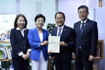 세종시의회, 지역구 국회의원 방문해 현안 건의