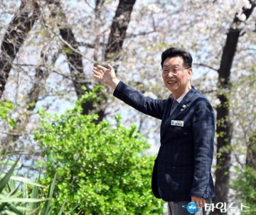 김제선 중구청장, 취임 1주년 “현장에서 민생 문제 해법 찾겠다”