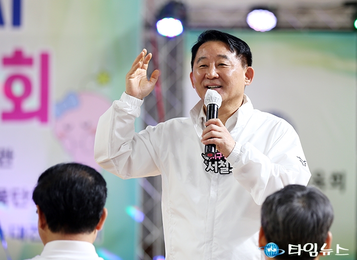 서철모 서구청장 “청춘은 지금부터, 100세까지 함께 걷자”