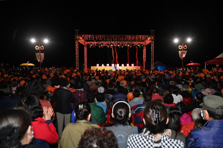 청송군, 백일홍 만기한 청송정원에서 '꽃길 음악회' 개최 