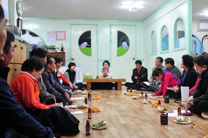 홍미영 부평구청장, 청천1동 햇살공부방서 1박 2일 구민행정 진행