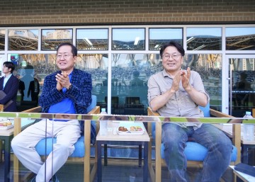 강기정 광주시장-홍준표 대구시장, 스포츠로 ‘달빛동맹’ 돈독