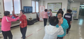 충주시, 읍면 지역 대상 ‘찾아가는 치매예방교실’ 운영