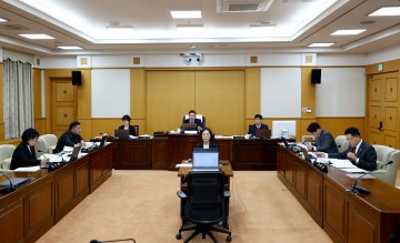 대전시의회 산건위, 소상공인 지원 포함한 351억 원 추경 예산 원안 가결