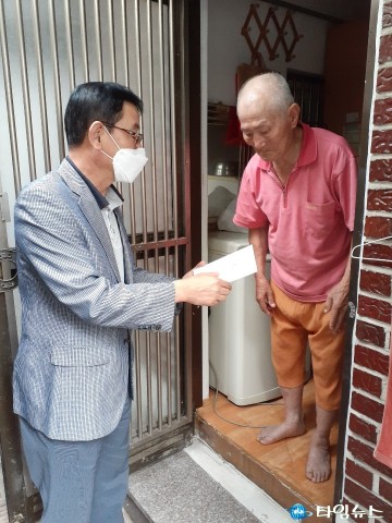 충북남부보훈지청, 추석 명절 계기 보훈가족 위문 나서
