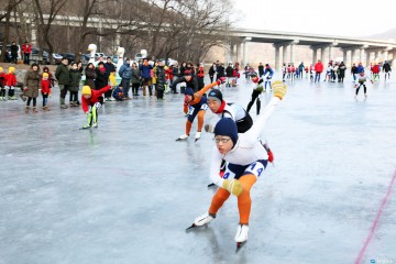  안동암산얼음축제기간 중 제11회 안동웅부배 빙상경기대회개최