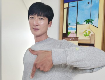 곽태휘 선수, 럭키칠곡 포즈로 월드컵 국대‘응원’화제