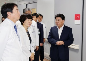 권선택 대전시장, 충남대병원 국가지정 입원치료병상 현장점검