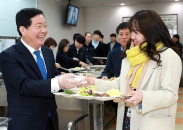 장종태 서구청장, 민선 6기 출범 1,000일 ‘직원’ 격려!