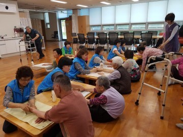 군위읍여성자원봉사대, 지역사회 밝히는 온정