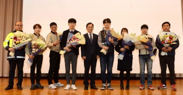 광주 광산구, 화마덮친 승용차 운전자 구한 영웅들 표창