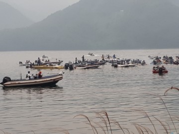 충주시, 충주호 동력보트낚시 일부허용 