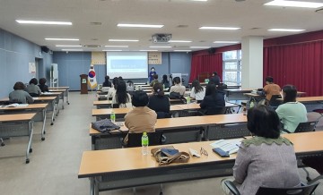 천안시청소년상담복지센터, 청소년상담아카데미 운영