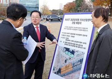 이장우 대전시장, 지역 우수 인재 떠나지 않도록 지원 아끼지 않겠다