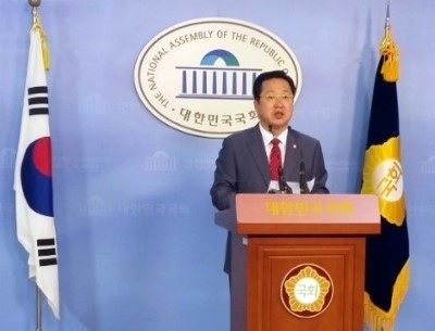 새누리 "새정치 안민석 의원 예결위 간사 사퇴해라"