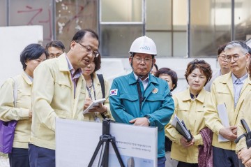 박강수 마포구청장, 합정동 복합문화복지시설 건립 현장 방문