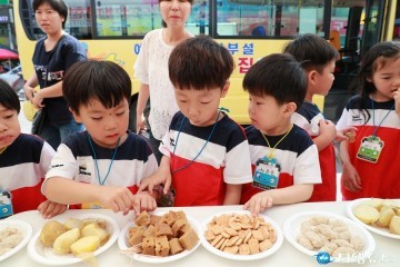 예천군 6.25재현 음식나누기 및 안보사랑포스터 수상작 전시회
