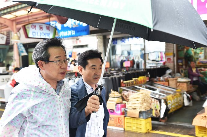 배국환 경제부시장 모래내시장 방문