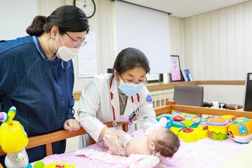 충남대학교병원, 이른둥이 저체중 출생아 ‘중부권 최초 지속적 신대체 요법’ 성공!