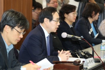 최저임금위원회,내년도 최저임금 심의...'급격한  인상' 반영하지 않은 문제점 지적