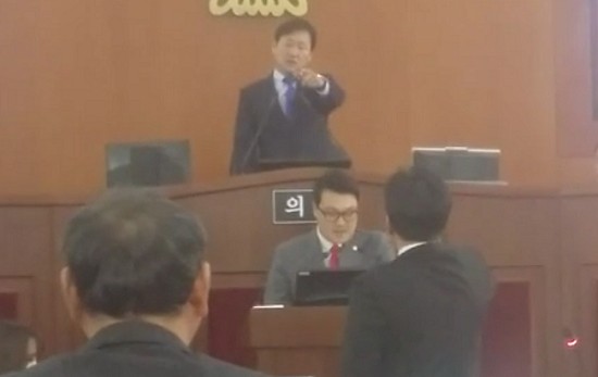 오산시 더불어민주당  곽상욱시장·시의원 주민소환 당해
