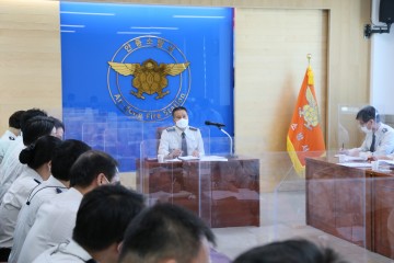 심학수 안동소방서장, 충혼탑 참배로 2022년 첫 일정 시작