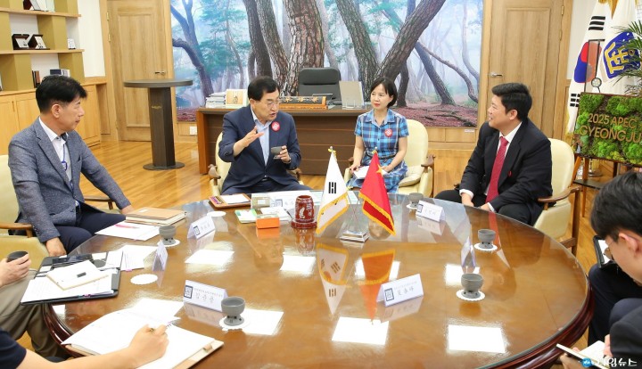 38d42bbf5b8e403e36ded39501709f5d