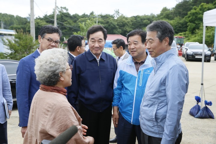 정종섭 행자부 장관, 보성 메르스 격리해제 마을 방문