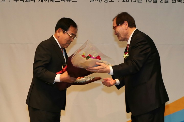 김준성 영광군수 한국전문인대상(농업부문) 수상