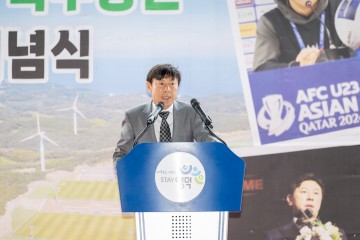 영덕군, 지역 출신 신태용 감독 축구공원 개장