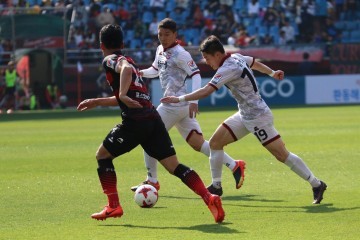 상주상무, 포항 상대로 2:1 승리거두며 3위 도약