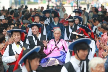 ‘제9회 구곡순담 100세 문화한마당’행사 곡성섬진강기차마을에서 개최