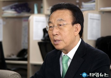 김관용 경상북도 도지사, 탄핵결정 이후 출마선언