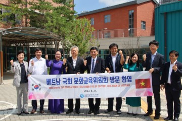 웬닥빙 베트남 국회 문화교육위원장, 이순열 시의장·홍성국 국회의원 예방